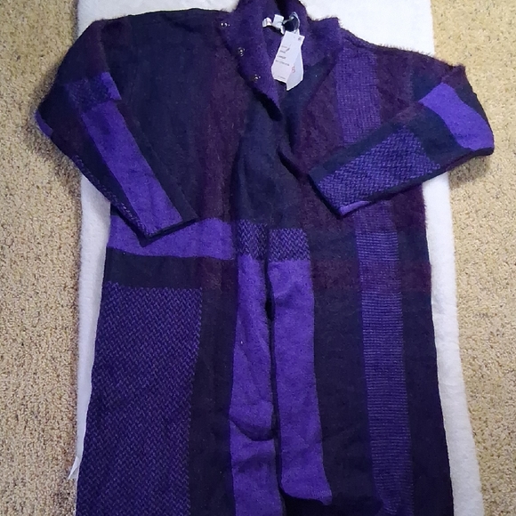 Liz Claiborne Deep Purple Knit Sweater - Picture 1 of 3